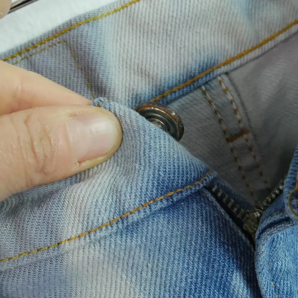 Vintage Levis Orange Tab Bootcut Jeans 37